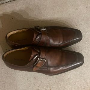 Magnanni Dress Shoes   Size 9.5